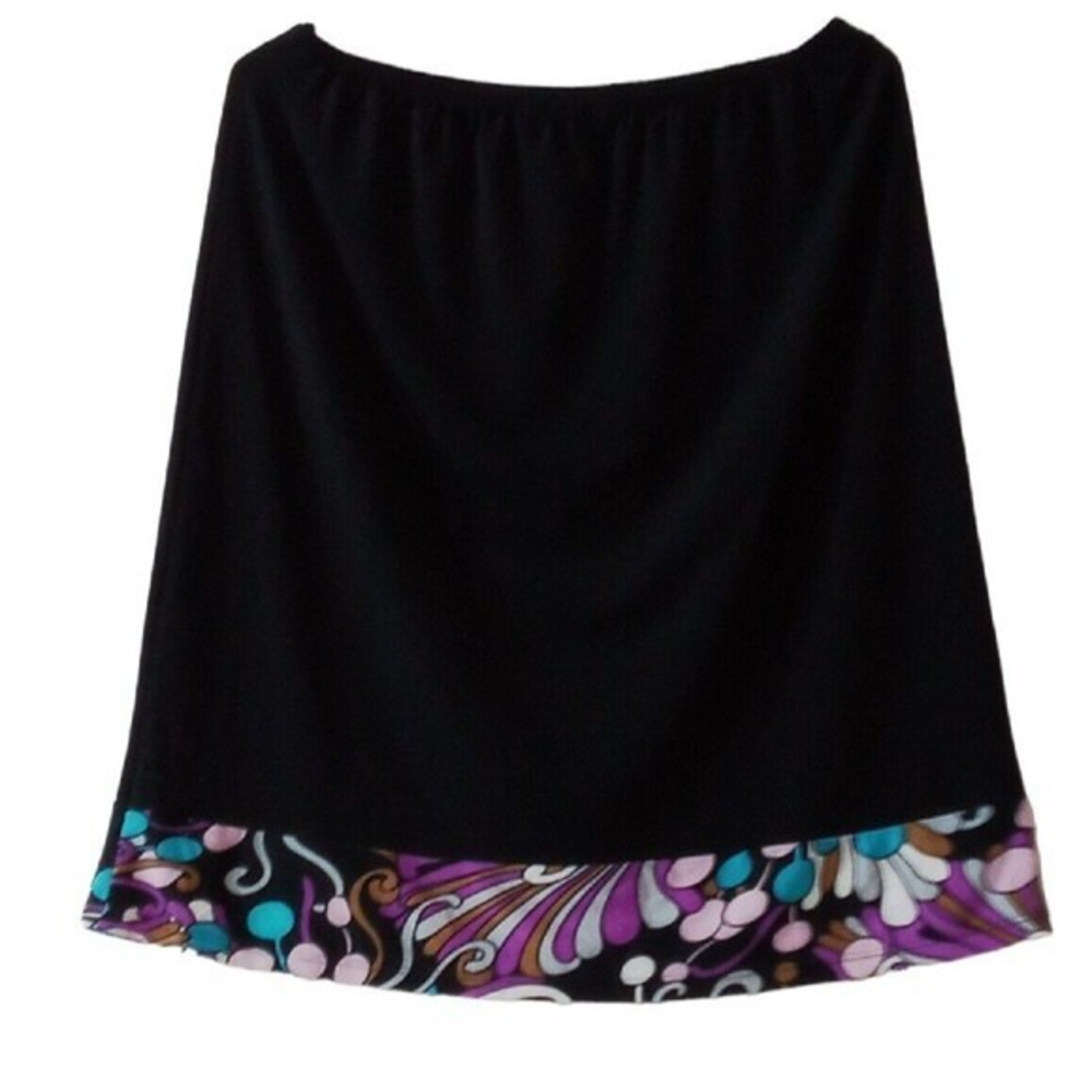 Women Studio‎ Black Skirt Beautiful Detailed Design On Bottom Size 10p